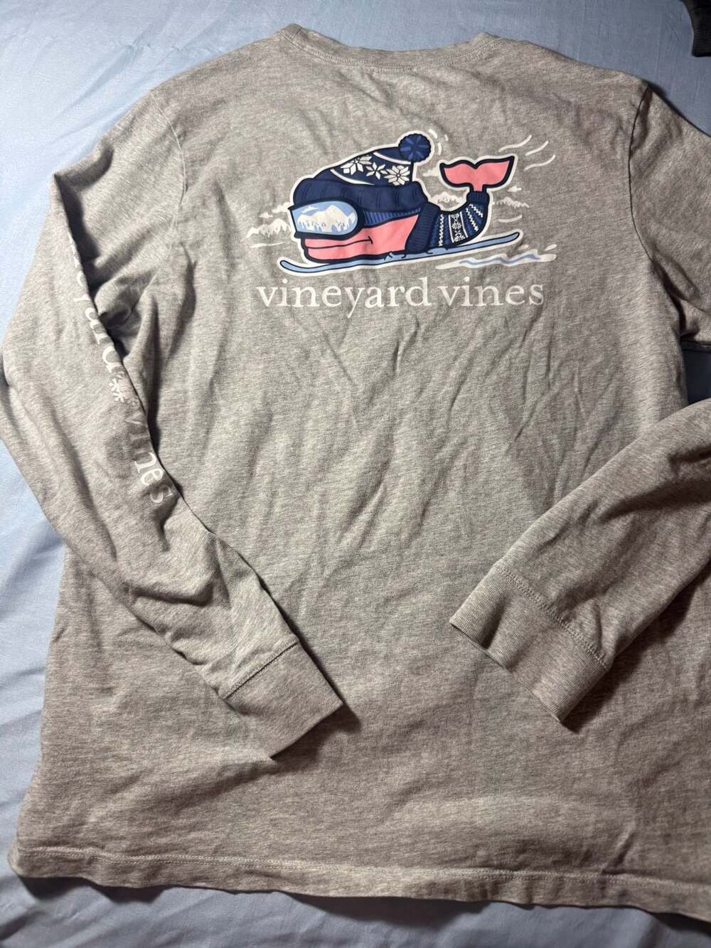 Youth vineyard Vines Skiing Whale Long Sleeve Pocket T-Shirt